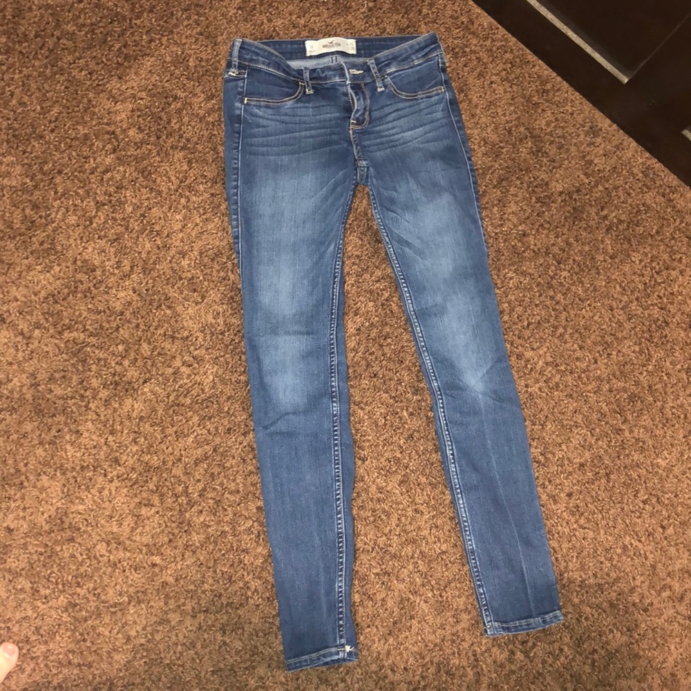 Hollister medium light to dark jeans